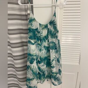 Mini flowy green tropical dress